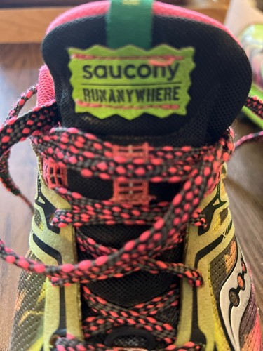 XODUS Womens Saucony Gore-Tex Shoes 