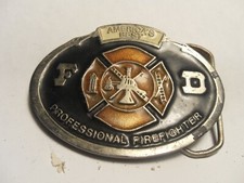VINTAGE ENAMEL BELT BUCKLE AMERICA'S BEST PROFESSIONAL FIREFIGHTER FD LB2234