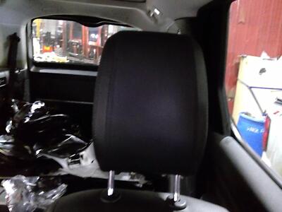 Used Headrest fits: 2017 Land rover Discovery  Grade A