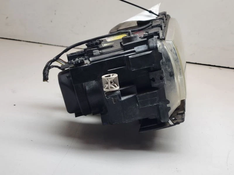 1999 2000 2001, BMW 740I, Right Headlamp With Xenon, Part Number: 63128386954 - Image 2 of 4