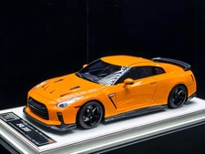 one model 1:18 nissan GTR35 LB Wide version Orange Limited 30