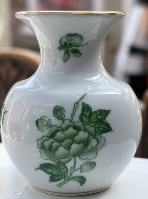 Vintage Miniatur Herend grün chinesisches Blumenstrauß Motiv 6 cm hoch Knospen Vase sehr guter Zustand