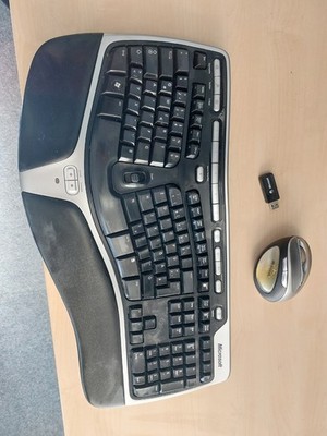 Kabellose Microsoft Natural Ergonomische Tastatur 4000 deutsche Tasten und Maus