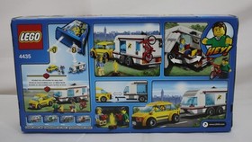 LEGO CITY: Car & Caravan (4435) Brand New & Factory Sealed