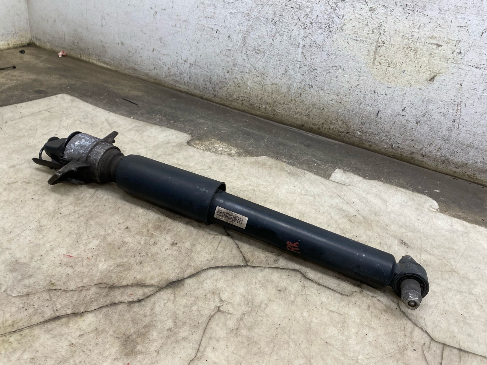 2015-2020 BENTLEY BENTAYGA (B) LEFT RIGHT REAR SHOCK ABSORBER *109K* 4M0616031AC