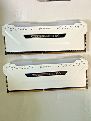 Corsair Vengeance RGB Pro 16GB (2x8GB) DDR4 3600 (PC4-28800) C18 White