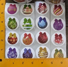 32 pcs Christmas Ornaments Package Seals 1.5 INCH round Circle Seal Sticker