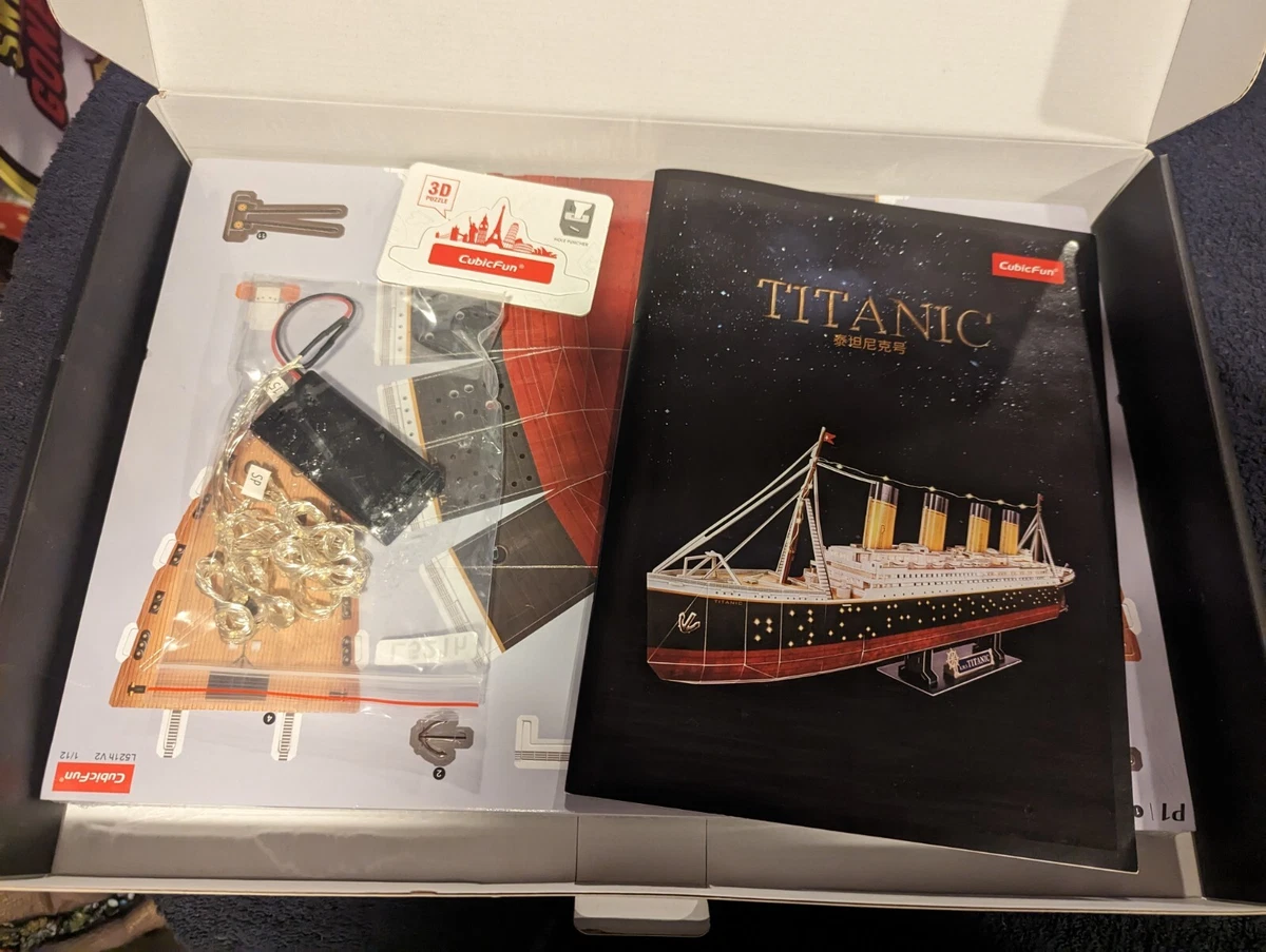 CubicFun 1302 Scale RMS TITANIC 3D Puzzle Kit With LEDs, 60 OFF
