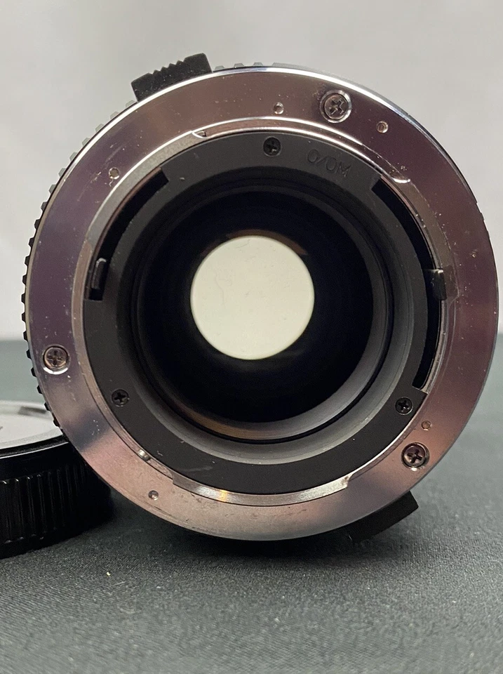 RMC Tokina 35-135mm f3.5-4.5 1:4 Macro Zoom Lens Olympus C/FD Mount No Lens Cap - Image 4 of 4