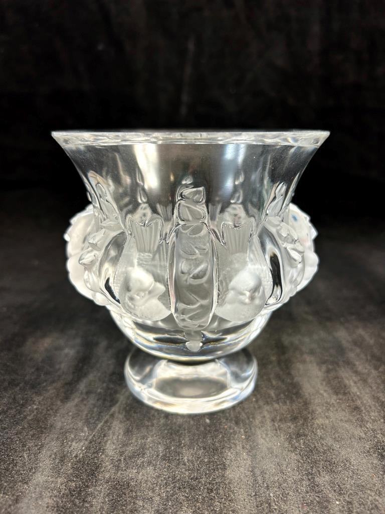 Lalique Art Glass Dampierre 4 5/8 Inch Flower Vase Made in France