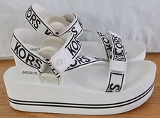 Michael Kors Oaklee Logo Platform Women's White Sandals. Sz 7M