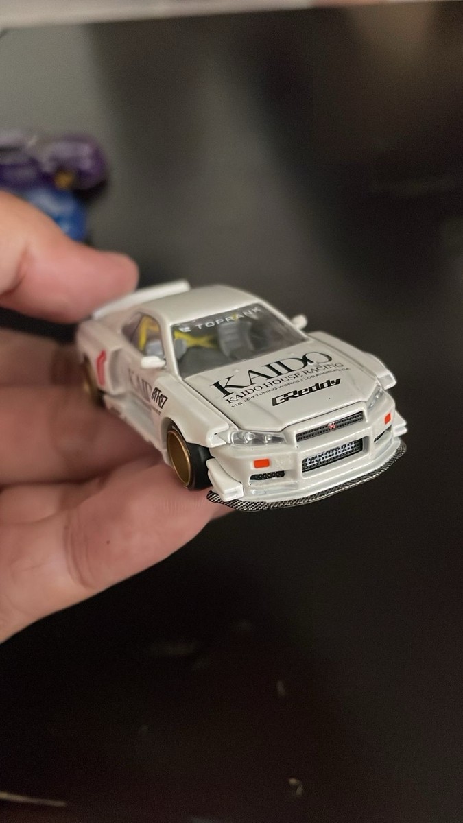 CHASE CAR - Kaido House x Mini GT Nissan Skyline GTR R34 Works V2