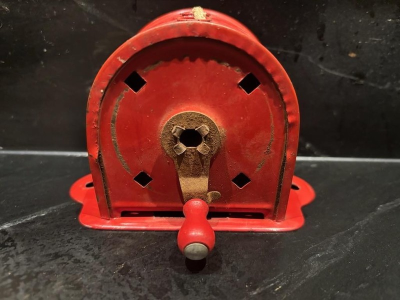 Vintage 1950s ACME Clothesline Reel Wall Mount Retractable RED Metal