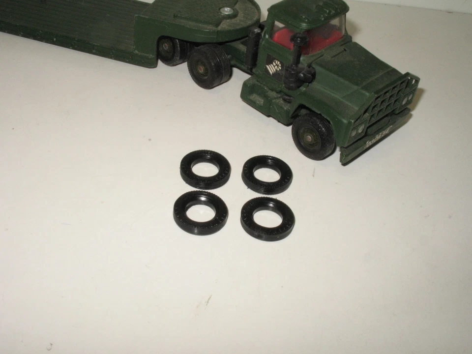 C35 CORGI, 4X Engraved Tires "Corgi" Truck After 65... 20/12 - Image 4 of 4