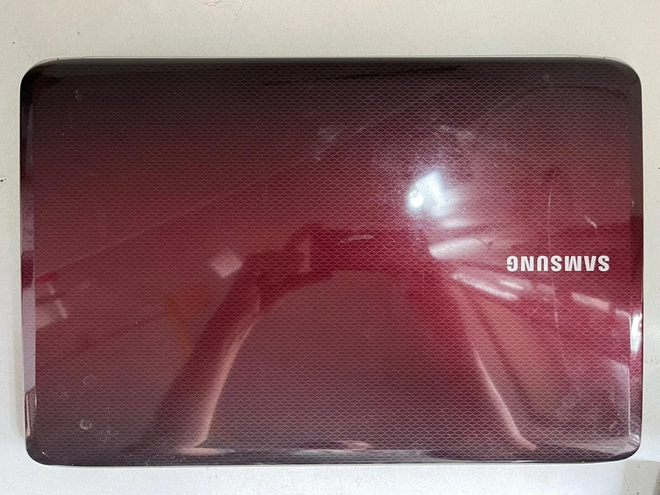 Notebook Samsung NP-R530 - Windows 7 Home Premium - HHD 250 GB - 2GB RAM - Immagine 3 di 4