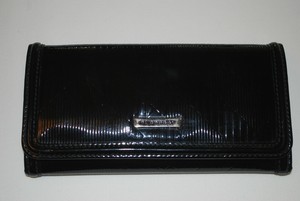 burberry patent leather wallet