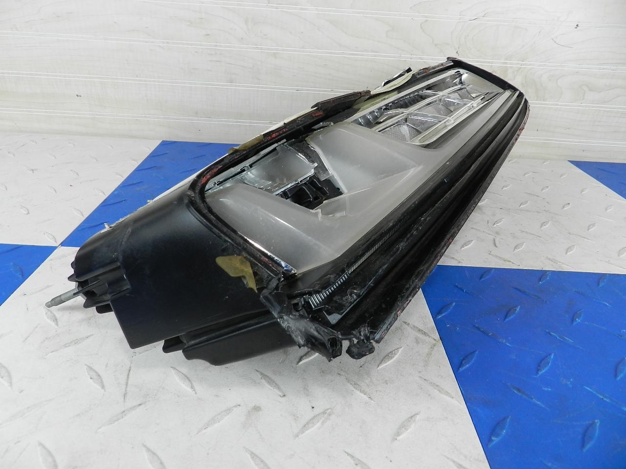 2017-2022 Audi R8  OEM LH Driver Tail Light Assembly **FOR PARTS** P/N 4S0945095