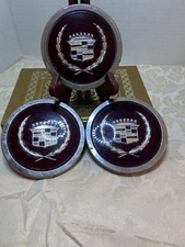 Vintage Cadillac Wire Wheel Center Caps 6736 C1 C2 C3 Burgundy Lot Of 3 Vintage Cadillac Wire Wheel Center Caps 6736 C1 C2 C3 Burgundy Lot Of 3