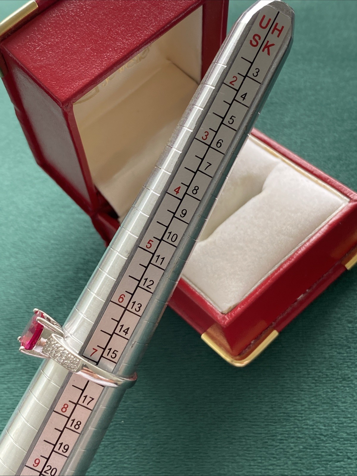 very beautiful silver ring with ruby ​​925. - image 8