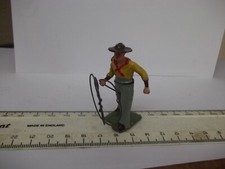 BRITAINS CIRCUS COWBOY  IN VERY GOOD  CONDITION  - LOT 27