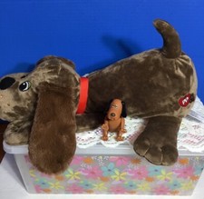 Hasbro Pound Puppy Plush Brown Dog With Small Plastic Puppy