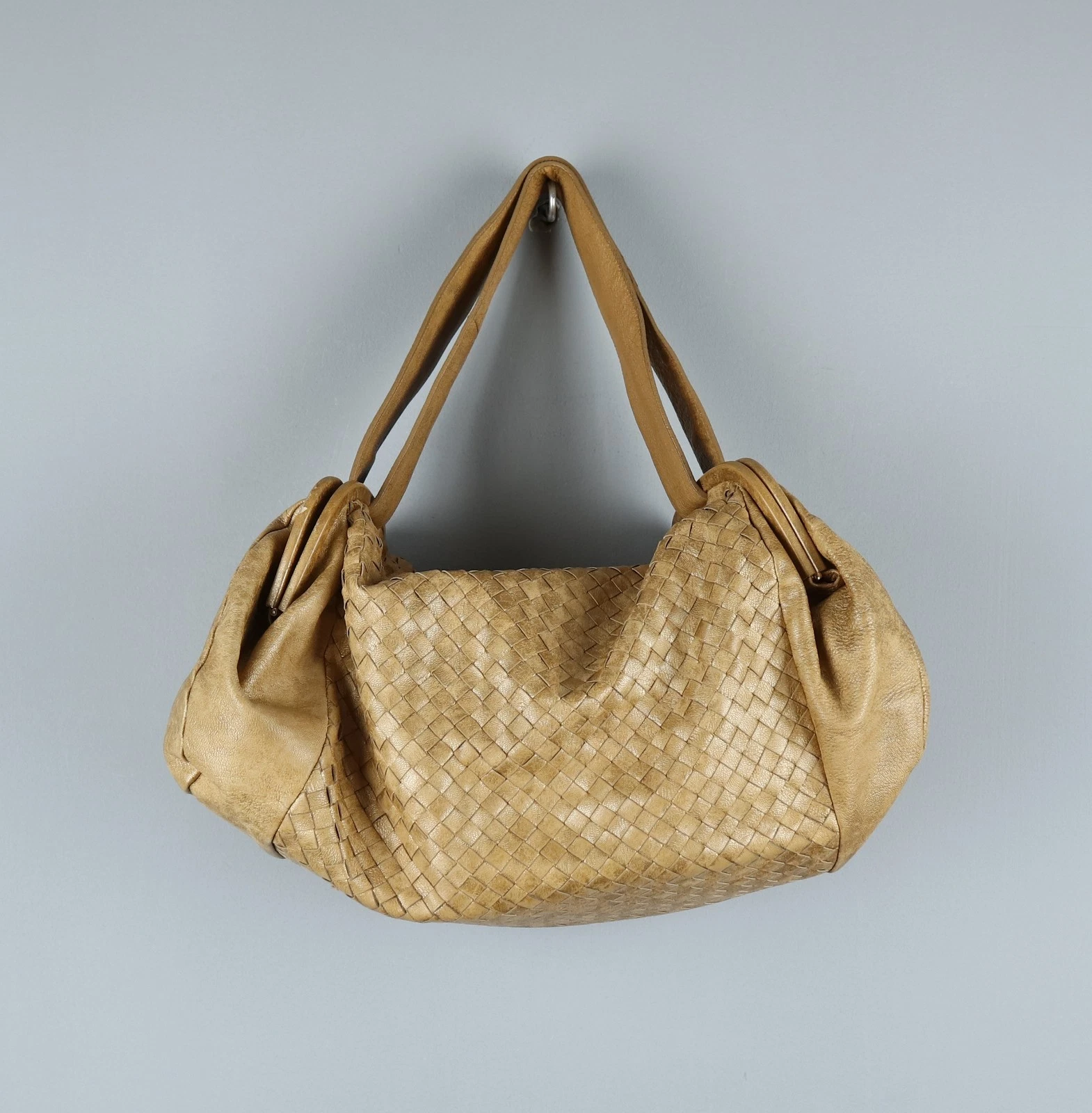 Bottega Veneta — BOTTEGA VENETA Womens Handbag Gold Intrecciato Leather Bag