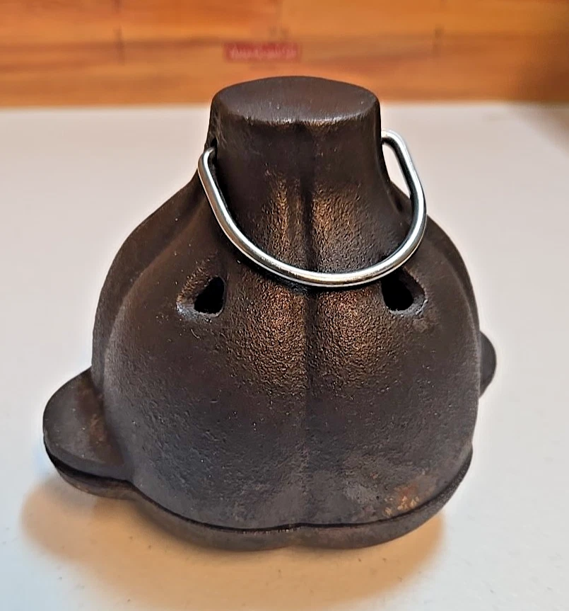 Pre-seasoned Cast Iron Garlic Roaster