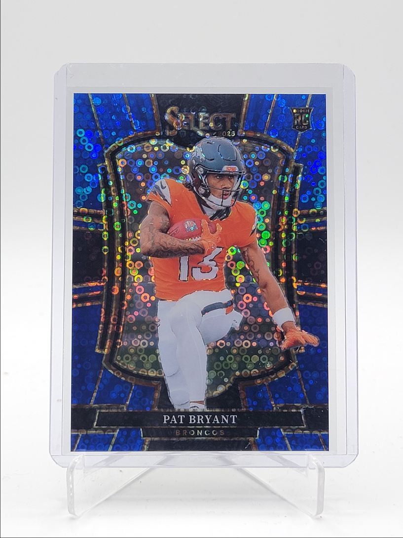 PAT BRYANT 2025 SELECT PREMIER LEVEL ROOKIE BLUE DISCO PRIZM RC /25 Q4705