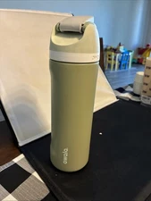 Owala FreeSip Stainless Steel Water Bottle 24 Oz  Color Green
