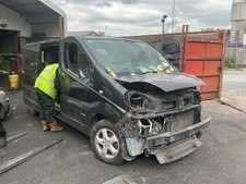 RENAULT TRAFIC 2006-2011 Alternator 8200404459