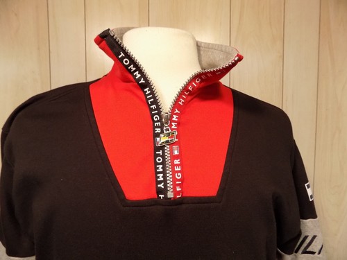 Tommy Hilfiger Herren Langarm Hemd Gr. L 1/4 Zip Rot Schwarz Spell Out - Bild 3 von 7