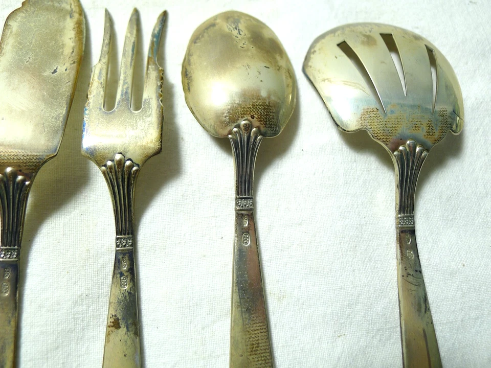 IDEA REGALO 4 POSATE DA PESCE VINTAGE ARGENTO MASSICCIO MARE BOLOGNA 1950 - Immagine 4 di 4