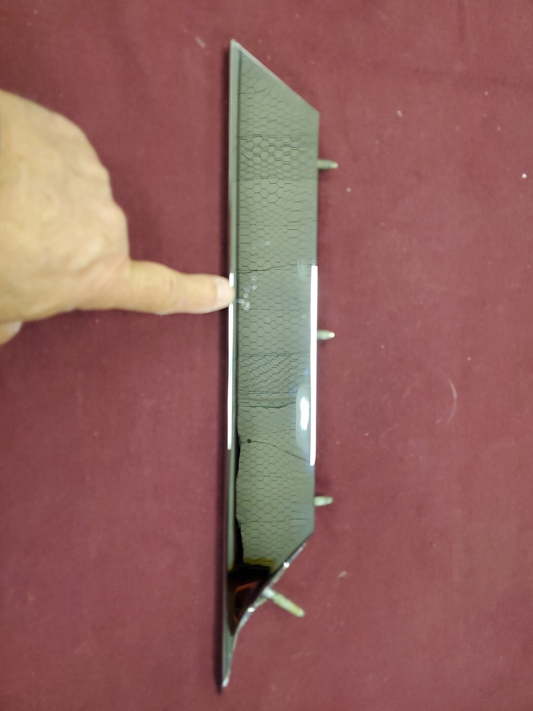 Aston Martin V8 Vantage Left Fender Side Strike Molding Part # 6G33-280B63-AE
