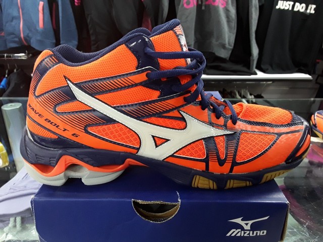 mizuno wave bolt 6 argento