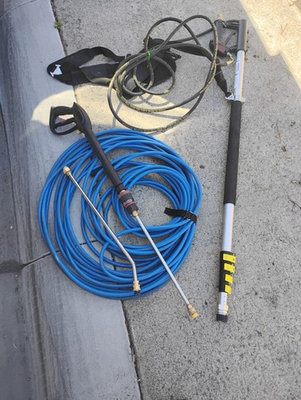 #ad Troy Bilt CRX210 Wheel Mounted Gas Pressure Washer 3400 PSI $400.00