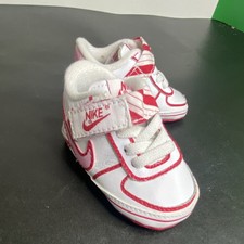 Nike Athletic Mid Top Hook & Loop Strap Sneak...