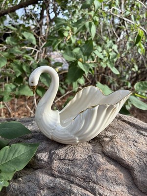 Lenox Ivory Swan Porcelain Trinket Dish - 24k Gold Trim