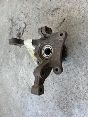 2001-2010 Chrysler PT Cruiser front RH steering knuckle metal spindle joint P1