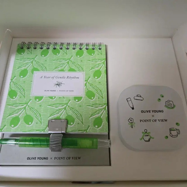 Olive Young x Point of View Calendar Set, New