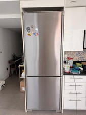 Liebherr CS1640B 15.1-20 ft³ Built-in Bottom...