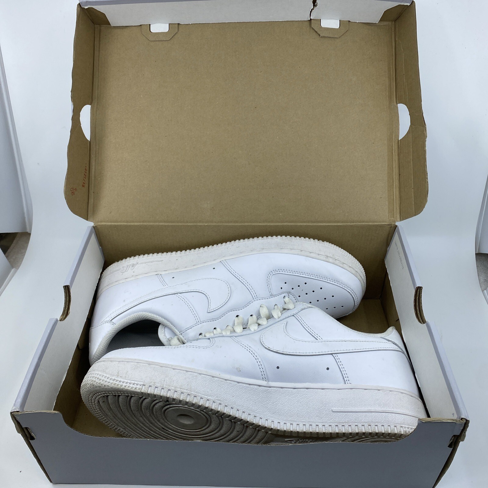 USED!!!Nike Air Force 1 '07 Low Men’s Triple White Si… Gem