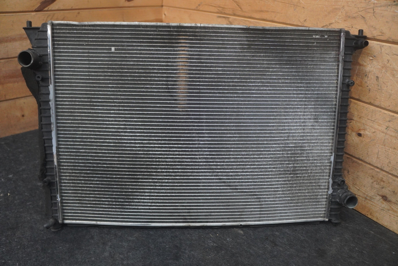 Radiator 3W0198115B OEM Bentley Continental Gt 2005 *Note*