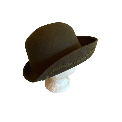 Vintage 100% Wool Cloche Brooch Roaring Twenties Retro 