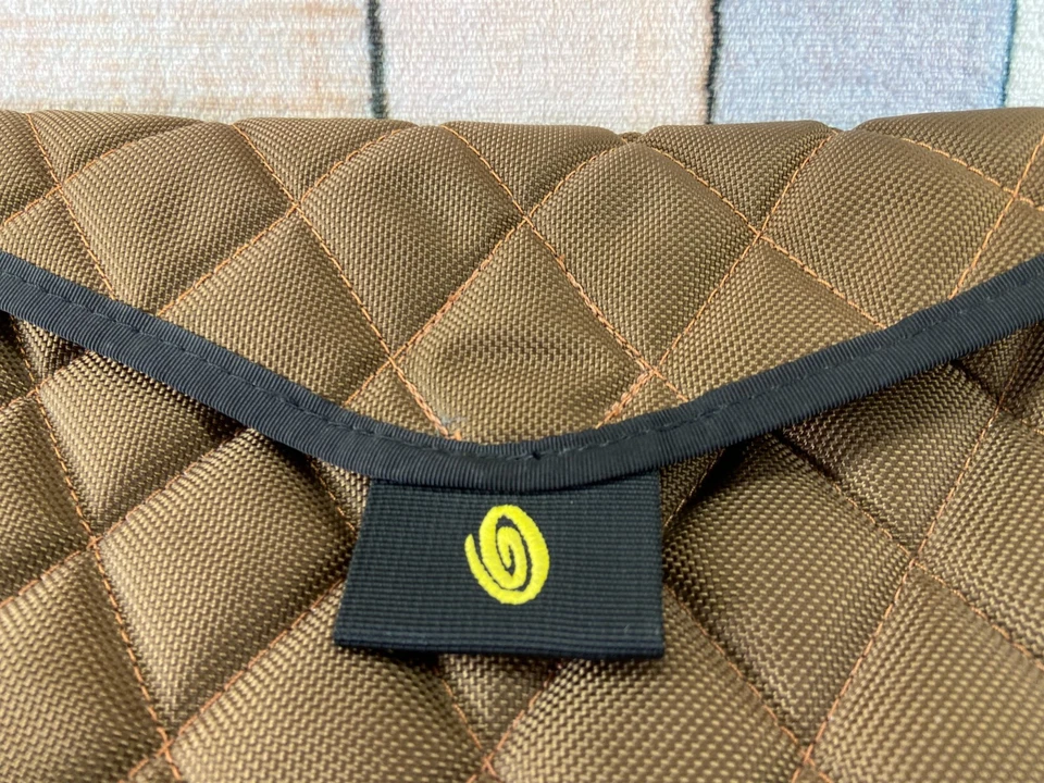 Funda protectora acolchada marrón para portátil Timbuk2 XL de 16x12" portafolio Foto 3 de 4
