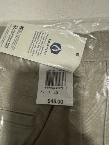 Dockers Perfect Short Classic Fit - Khaki - Size 40