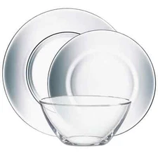 Simply Essential 18-Piece Dinnerware Set - New in Box