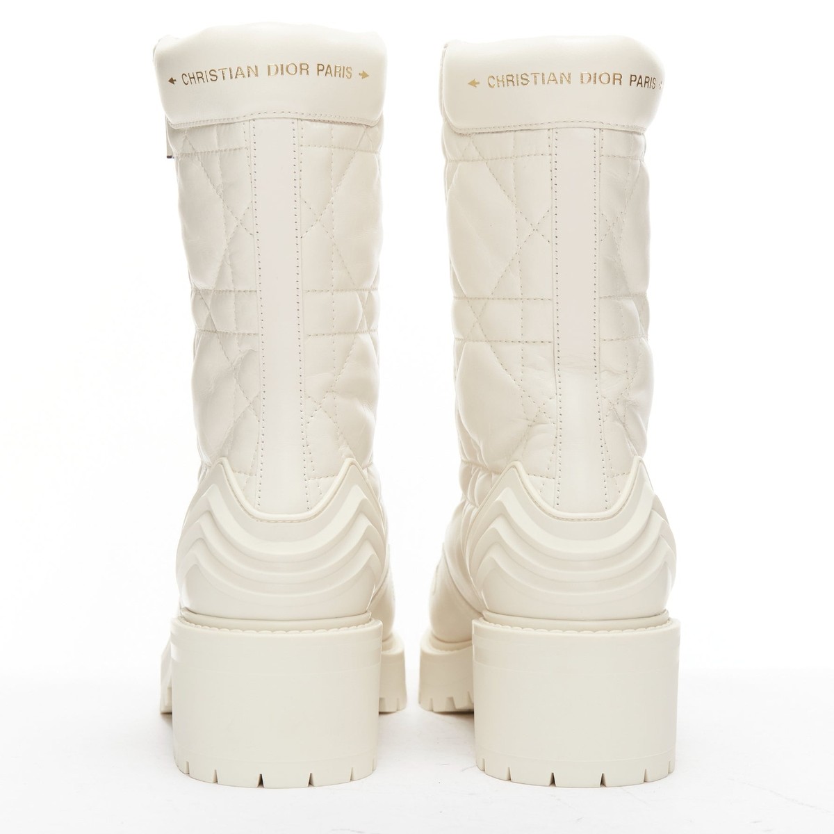 CHRISTIAN DIOR 2023 D-Leader white Cannage quilted leather