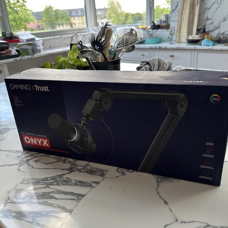 Trust Gaming GXT 255+ Onyx USB Microphone with Boom Arm