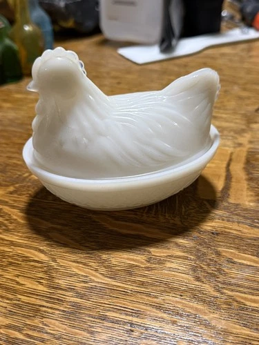 Vintage White Milk Glass Small Hen On Nest Candy Dish Cottage Granny Core