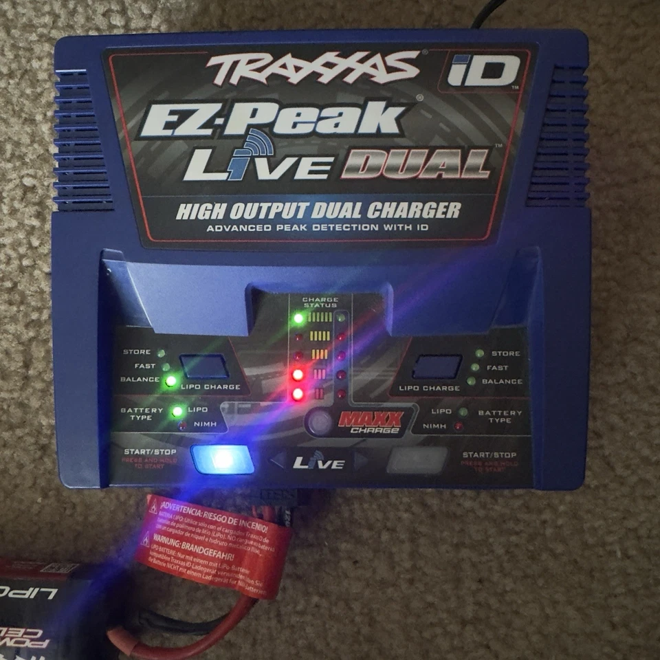 Traxxas dual EZ-Peak Live Multi-Chemistry Battery Charger 200W) TRA2973 - Image 2 of 2